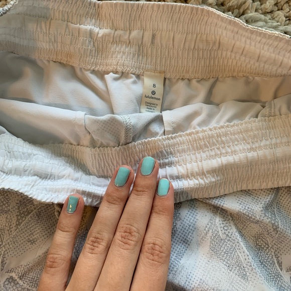 Lululemon shorts, grey and black! - Picture 4 of 4